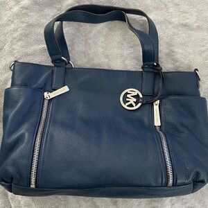 Michael Kors Nomad Shoulder Tote Handbag